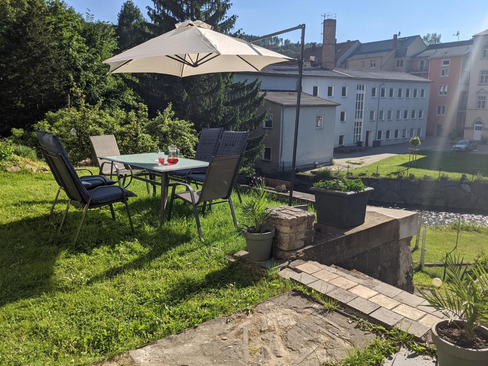 Ferienwohnung Uo2 - Urlaubsmagie - Garten, Whirlpool, Sauna Sebnitz Exterior foto