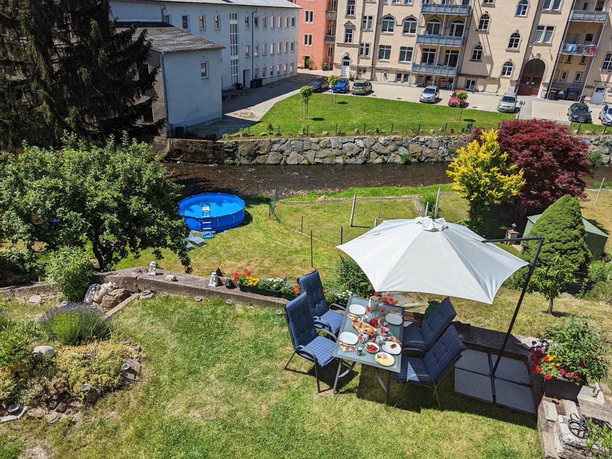 Ferienwohnung Uo2 - Urlaubsmagie - Garten, Whirlpool, Sauna Sebnitz Exterior foto